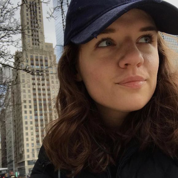 Meet your Posher, Jenni - Picture 1 of 1